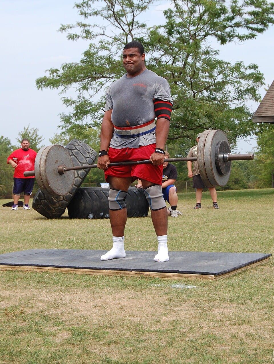 Deadlift (3) by @benchwarlock in Gym
