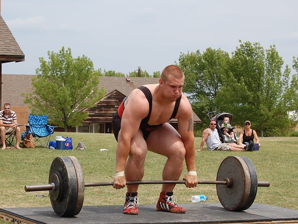 Deadlift-phase 1 by @cellshader in Gym