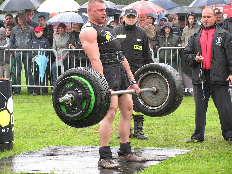 Deadlift by @memedealer in Gym