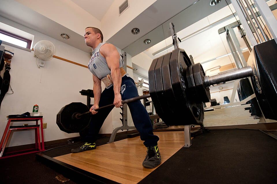 U.S. Air Force Senior Airman Brandon Stout deadlifts by @frostframe in Gym